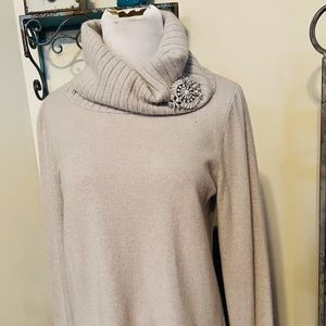 100% Cashmere Turtleneck Sweater